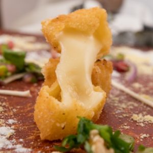 Crocante de queso de tetilla