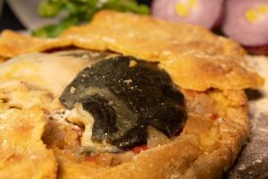 Rodaballo en costra de maíz gallego